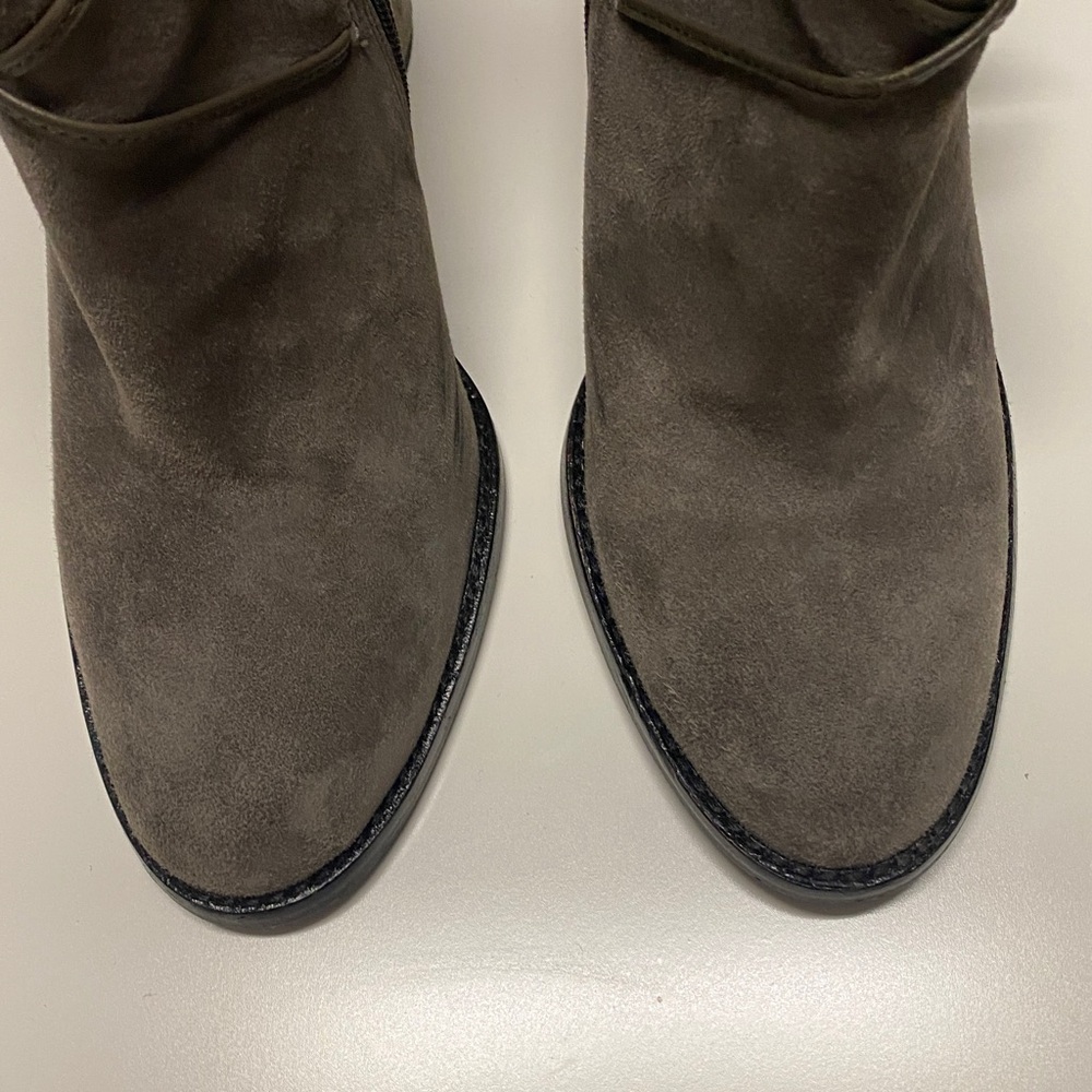 Vince Camuto sz10 Garrit Grey Kid Suede Block Heel Bootie - Picture 5 of 6